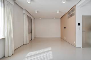 Op zoek naar een huis met verschillende troeven te koop in Wemmel? Ontdek deze indrukwekkende woning met en grote bewoonbare oppervlakte , oprit...