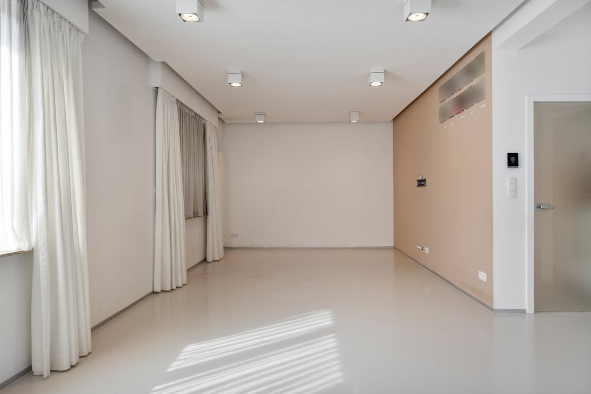 Driegevel huis met 4 slaapkamers, garage en tuin in Wemmel - foto 3