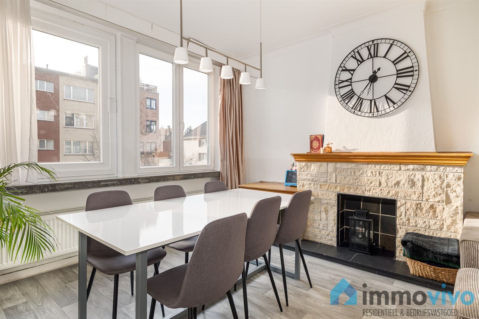 Instapklaar 2 slpk-appartement met terras en garagebox - foto 3