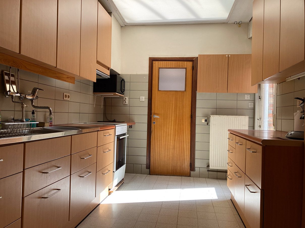 Huis te koop in Sint-Kruis met 7 slaapkamers - foto 4