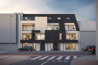 Deze kleinschalige residentie met ruime zongerichte terrassen wordt gebouwd langs de Oostendelaan te Middelkerke op 500 m van het strand, dichtbij het centrum van Middelkerke en bushalte.<br />Het bestaat uit 8 heel ruime luxe 2-slaapkamerappartementen en 1 luxe 3 slaapkamerappartement.<br />Er is mogelijkheid tot aankoop van een carport op het terrein en er is een ruime fietsenberging ter beschikking van de bewoners.<br />Bij de bouw wordt bijzondere aandacht geschonken aan de energiezuinigheid :<br />Goede isolatie<br />Zonnepanelen<br />Geothermische warmtepompen : dit is uniek in meergezinswoningen en we kunnen dit aanbieden door de grote oppervlakte van het terrein. Deze warmte techniek verbruikt veel minder elektriciteit in de winter en kan een fris gevoel geven in de zomer.<br />Architect Rik Verlinde gaf de residentie een strakke architectuur en legt steeds de focus op energiezuinigheid.<br />De appartementen op het gelijksvloer hebben achteraan een tuintje en 1 appartement vooraan een terras.<br />Op de eerste verdieping hebben de appartementen met ruime zonneterrassen vooraan en 2 appartementen hebben daar ook achteraan nog een ruim terras.<br />De tweede verdieping bevat 3 heel ruime duplex appartementen waarvan 1 met 3 slaapkamers. 2 Duplexappartementen hebben 2 ruime zonneterrassen.<br />Elk appartement beschikt over een volledig uitgeruste keuken met koelkast, vaatwasmachine, combi-oven en vitro keramische plaat met dampkap. De badkamers met inloopdouche of bad en toiletten worden uitgerust met de nieuwste sanitaire toestellen. In de berging in het appartement is er plaats voor een wasmachine en droogkast.