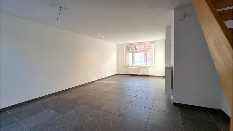 Comfortabele 3-slaapkamerwoning met Stadsterras te koop in Brugge - photo 3