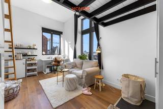 **Nog 2 mooie kamers beschikbaar met eigen sanitair** Welkom in de Director's Residence! Met trots kondigen enkele beschikbaarheden...