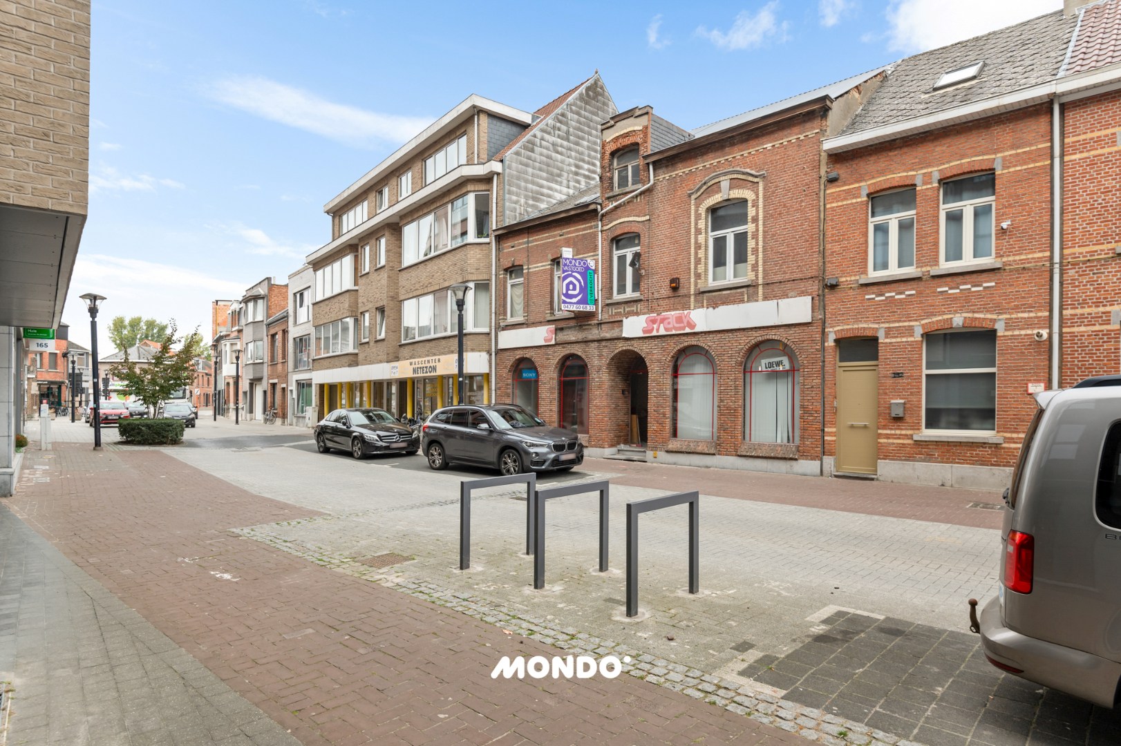 Gebouw met karaktervolle gevel in hartje Willebroek - foto 2