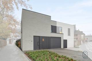 House for sale in Harelbeke