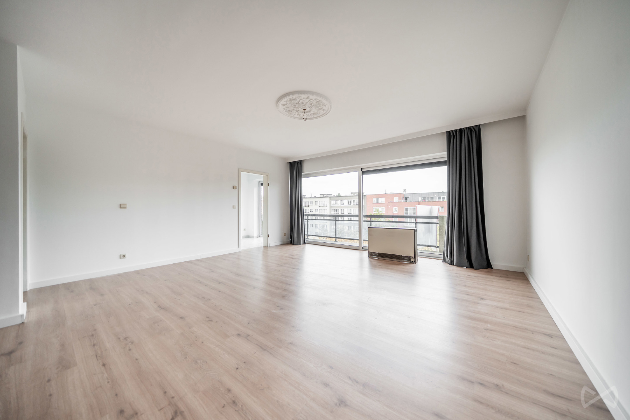 Apartment for sale in Molenbeek-Saint-Jean with 2 bedrooms - photo 1
