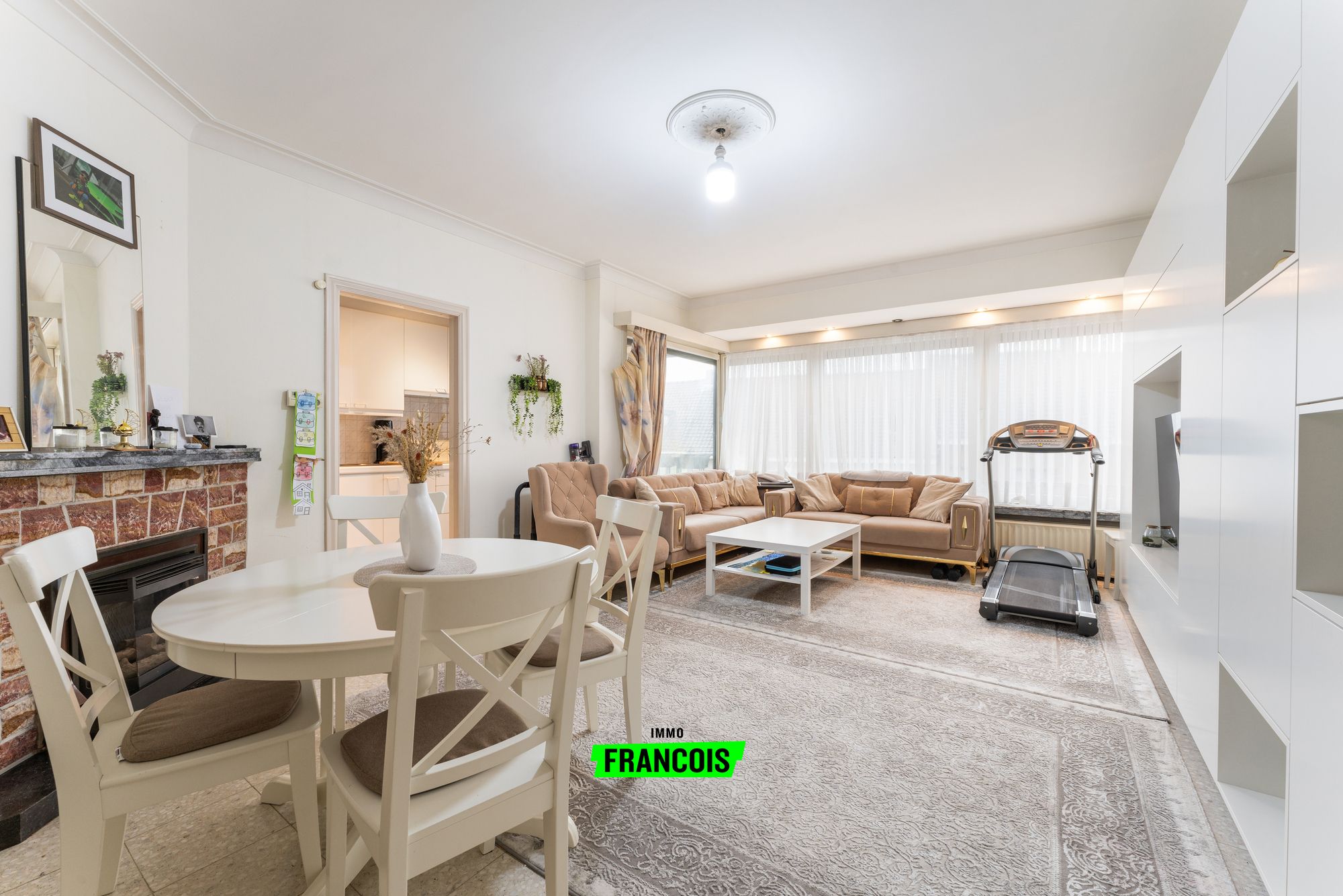 Instapklaar appartement met 2 slaapkamers en EPC B te Roeselare - foto 1