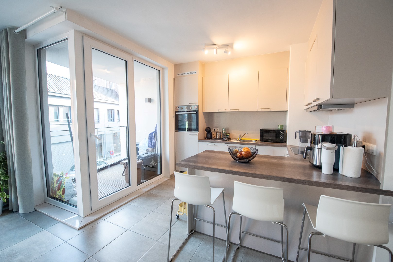 Recent instapklaar en lichtrijk appartement te huur in centrum Waregem - foto 4