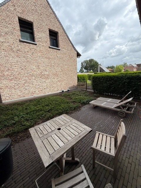 Prachtig exclusief recent BEN app met 2 slpks, terras en overdekte carport. - foto 3