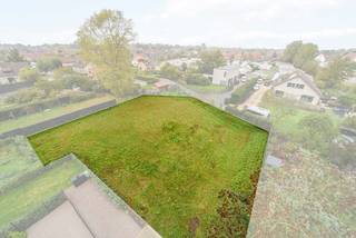 Aan de Houtsaegerlaan in Koksijde-Dorp biedt deze ruime bouwgrond van 11,5 are (1.149 m²) heel wat mogelijkheden. Hier geldt geen...