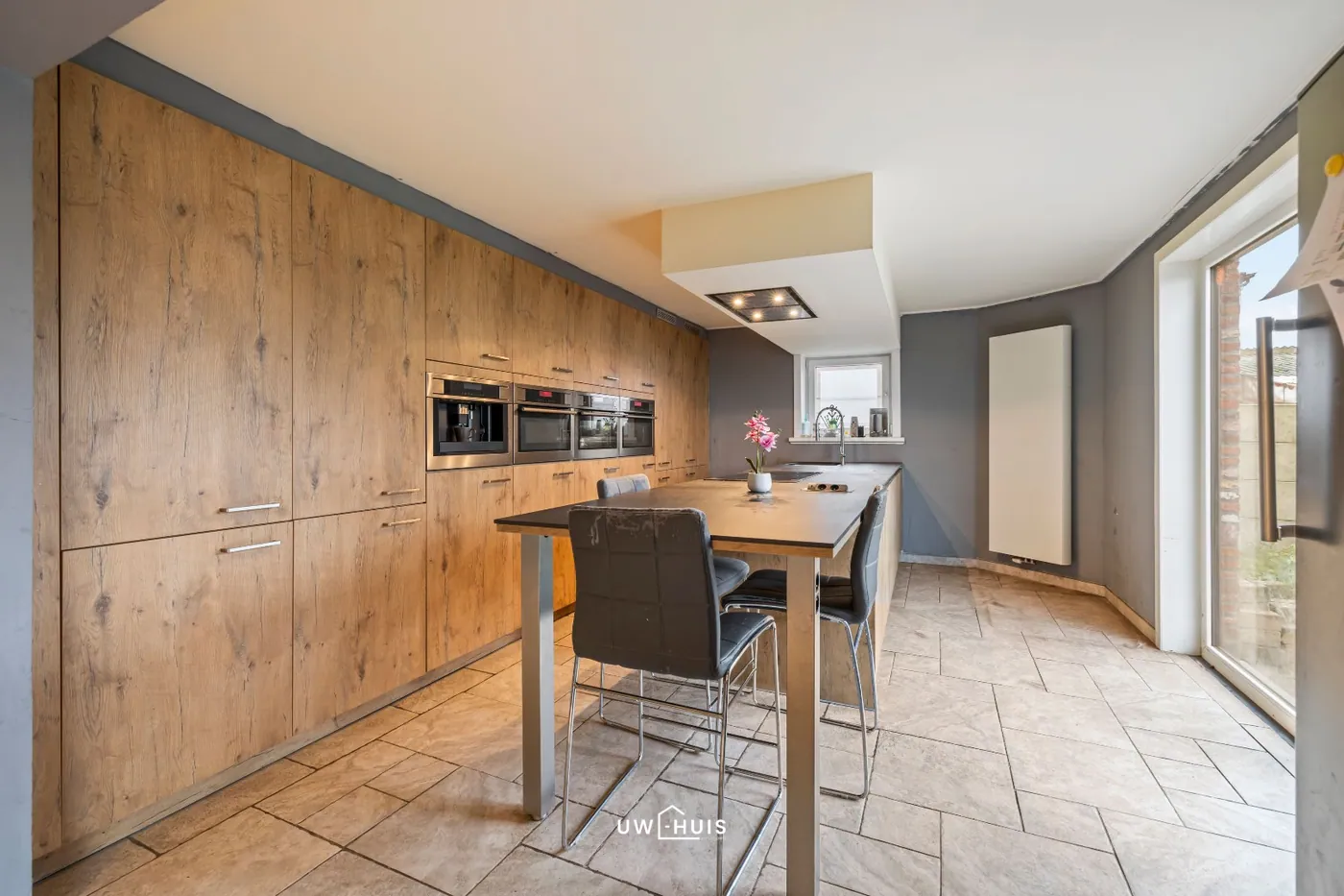 Ruime open bebouwing met 4 slaapkamers, grote tuin en gloor bijgebouw in Meerdonk - foto 5