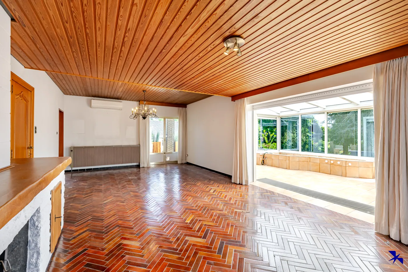 Villa de caractère avec 5 chambres, garage double et jardin - photo 5