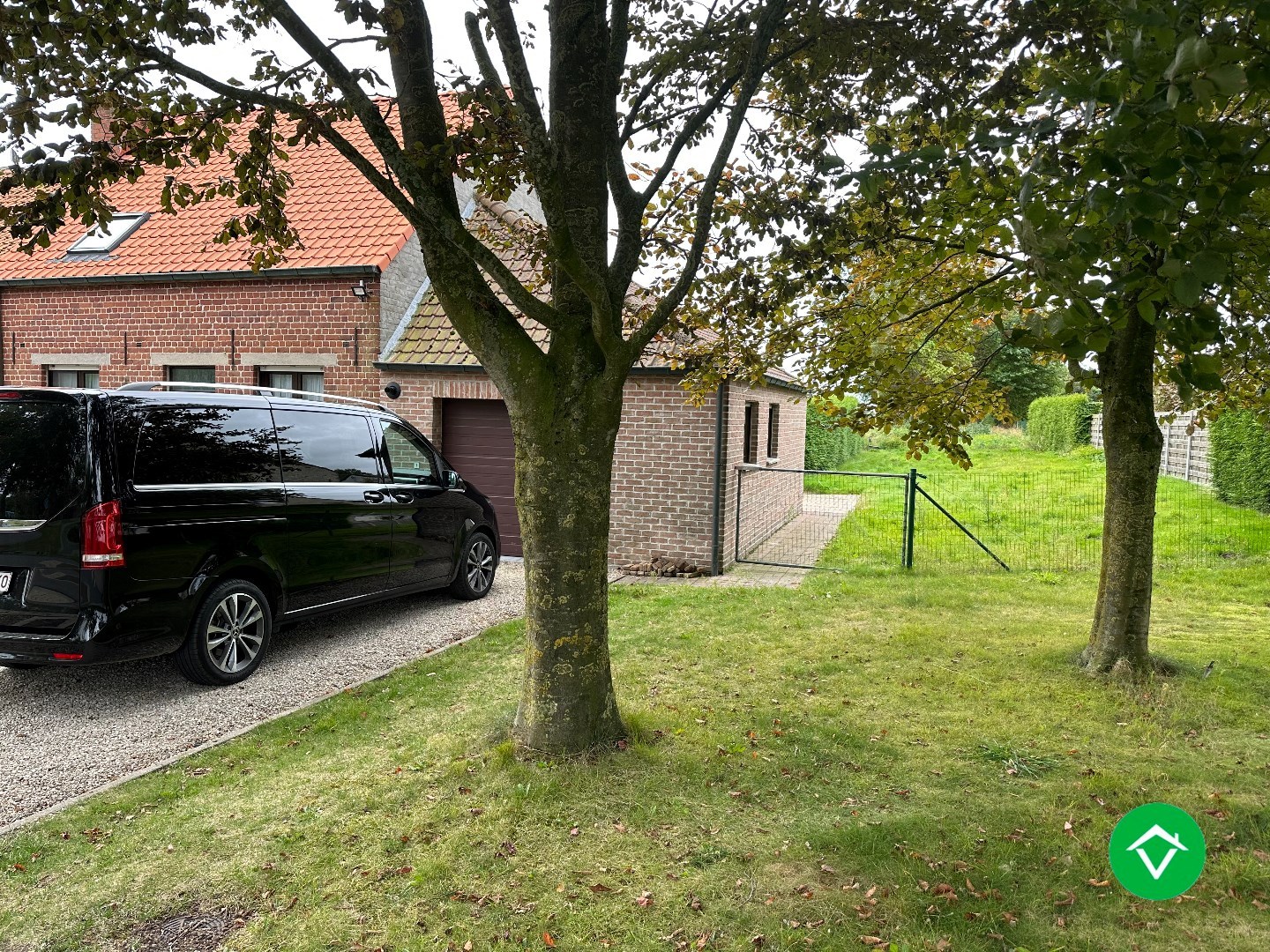 Charmante woning met tuin en garage in Werken. - foto 4