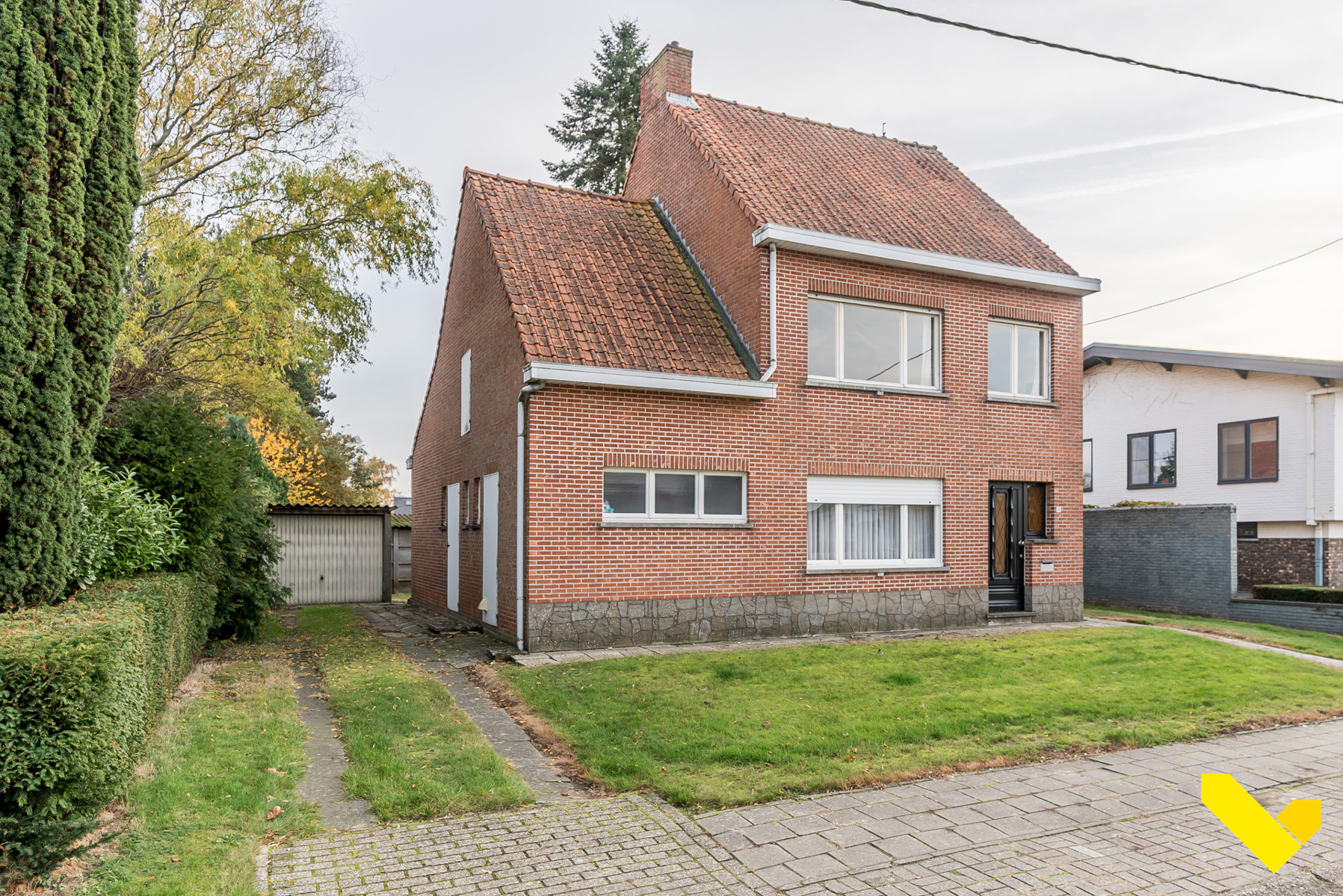 Te renoveren woning met prachtige tuin - foto 2