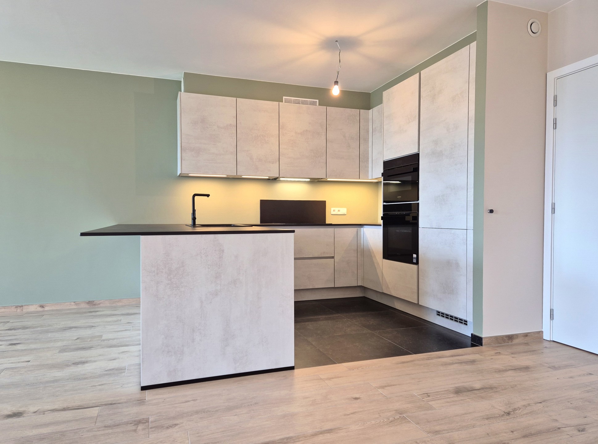 Apartment for rent in Liège with 2 bedrooms - photo 4