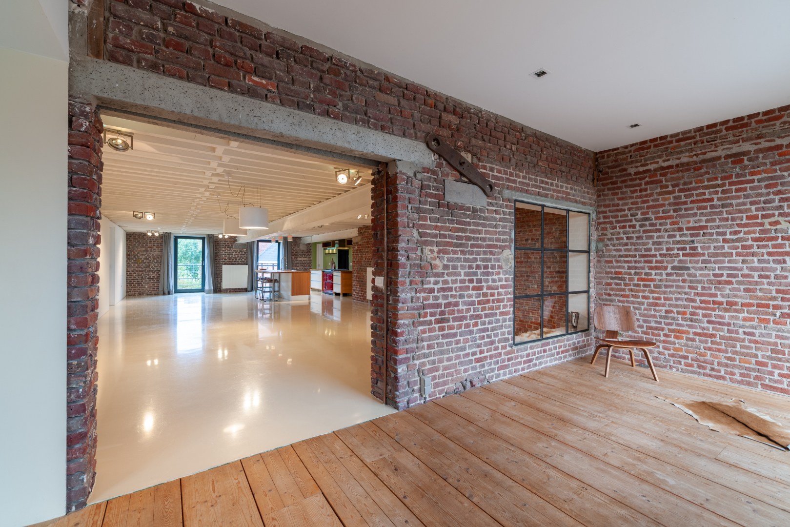 UNIEKE, KARAKTERVOLLE LOFT MET 2 TERRASSEN IN 'THE LOWER FACTORY' TE ARDOOIE - foto 4