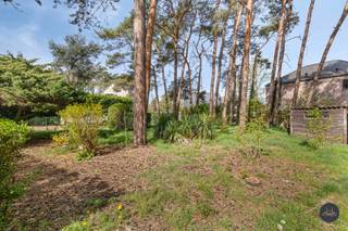 Meer info via 016 199 344 of via info@homixx.be <br /><br />Deze oostelijk georiënteerde bouwgrond is rustig gelegen, in begin van een doodlopende straat. Het groene gebied rondom zorgt voor de nodige rust, toch is het perceel gelegen nabij het centrum van Keerbergen. <br /><br />De bebouwbare grondoppervlakte bedraagt meer 150 m2, met een totale bouwbreedte is maximaal 11 m. <br /><br />Interesse in een rustig gelegen, groen bouwperceel op een interessante locatie? <br /><br />Meer info via 016 199 344 of via info@homixx.be