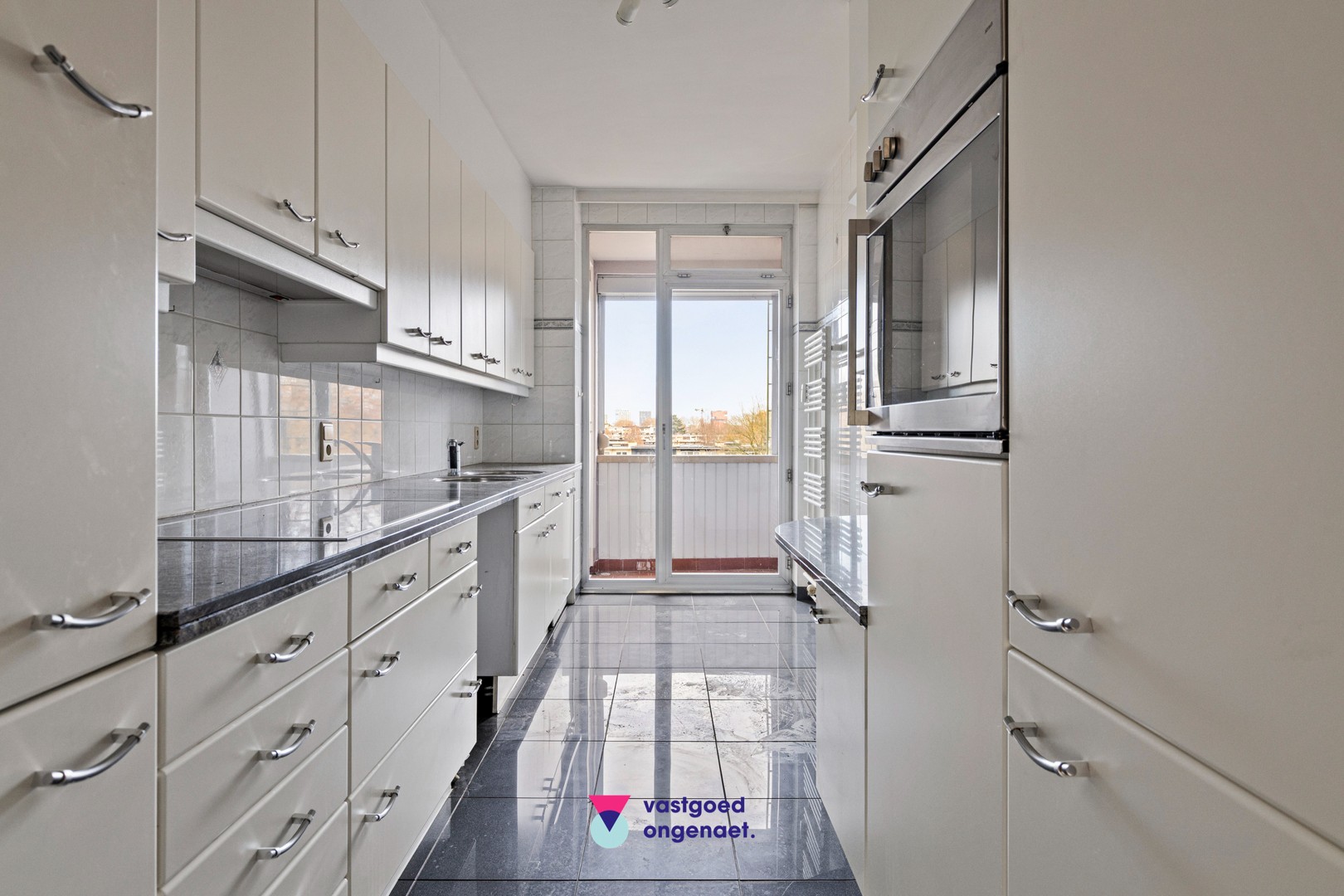 Op te frissen appartement – Linkeroever - foto 5