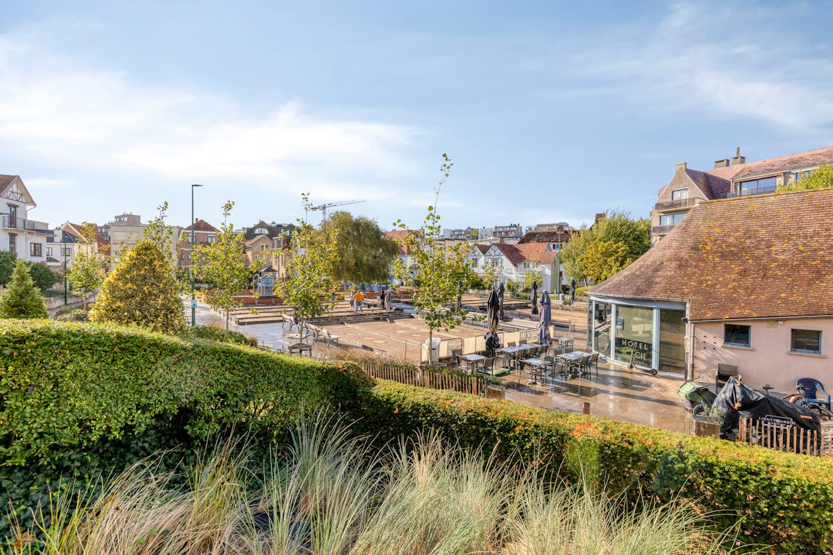 Appartement (93m²) met zeer ruime tuin en garage te De Panne - foto 4