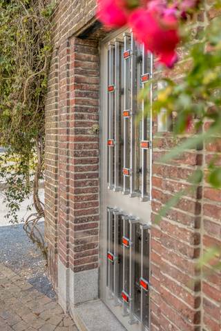 [[ DIT PAND NEEMT DEEL AAN DE ERA OPEN HUIZEN DAG OP 6/12 VAN 14:30 TOT 15:30 ]] Vichte : Deze toffe halfopen woning kan je terugvinden in een...