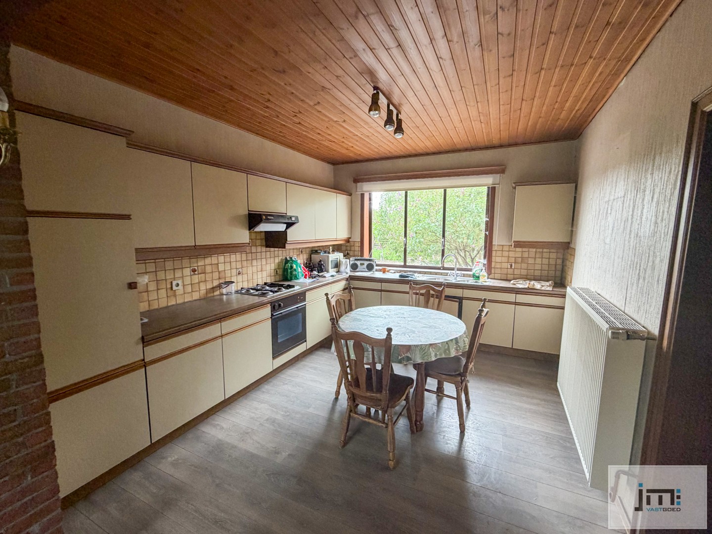 Woning met grote stallen - foto 5