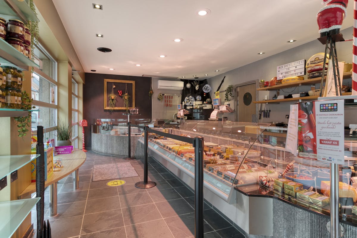 Handelspand met woonst te koop in centrum Menen - foto 3