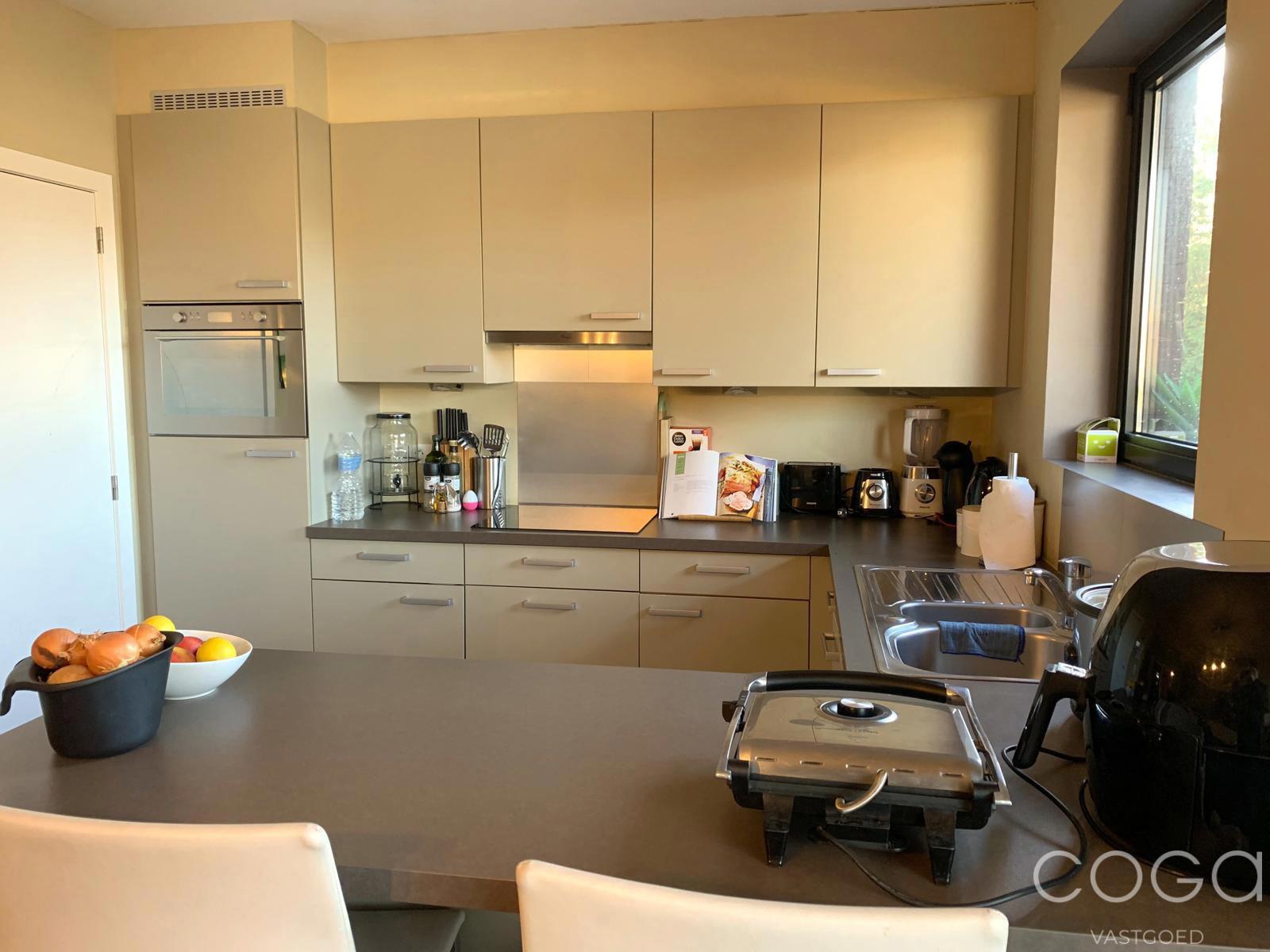 Modern appartement met ruim terras te Ekeren Donk! - foto 4