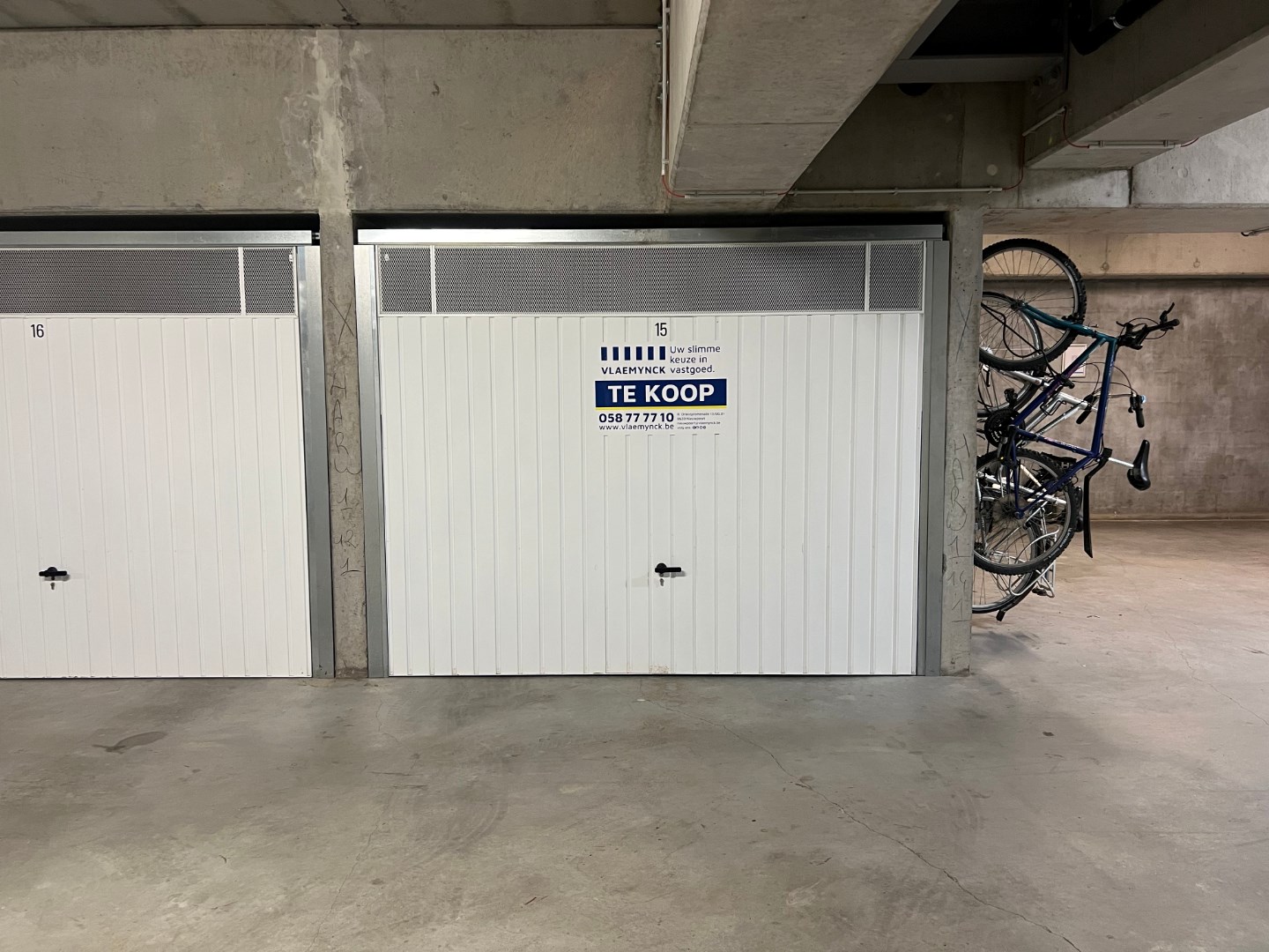 Garage te koop aan de jachthaven van Nieuwpoort - foto 1