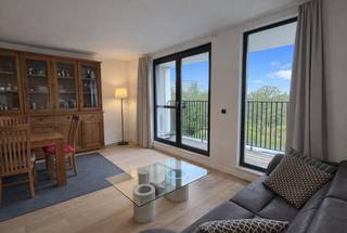 This pleasant flat of approximately 82,5 m² is situated in the charming Harmony district. The bustling Theatre Quarter is within walking distance,...