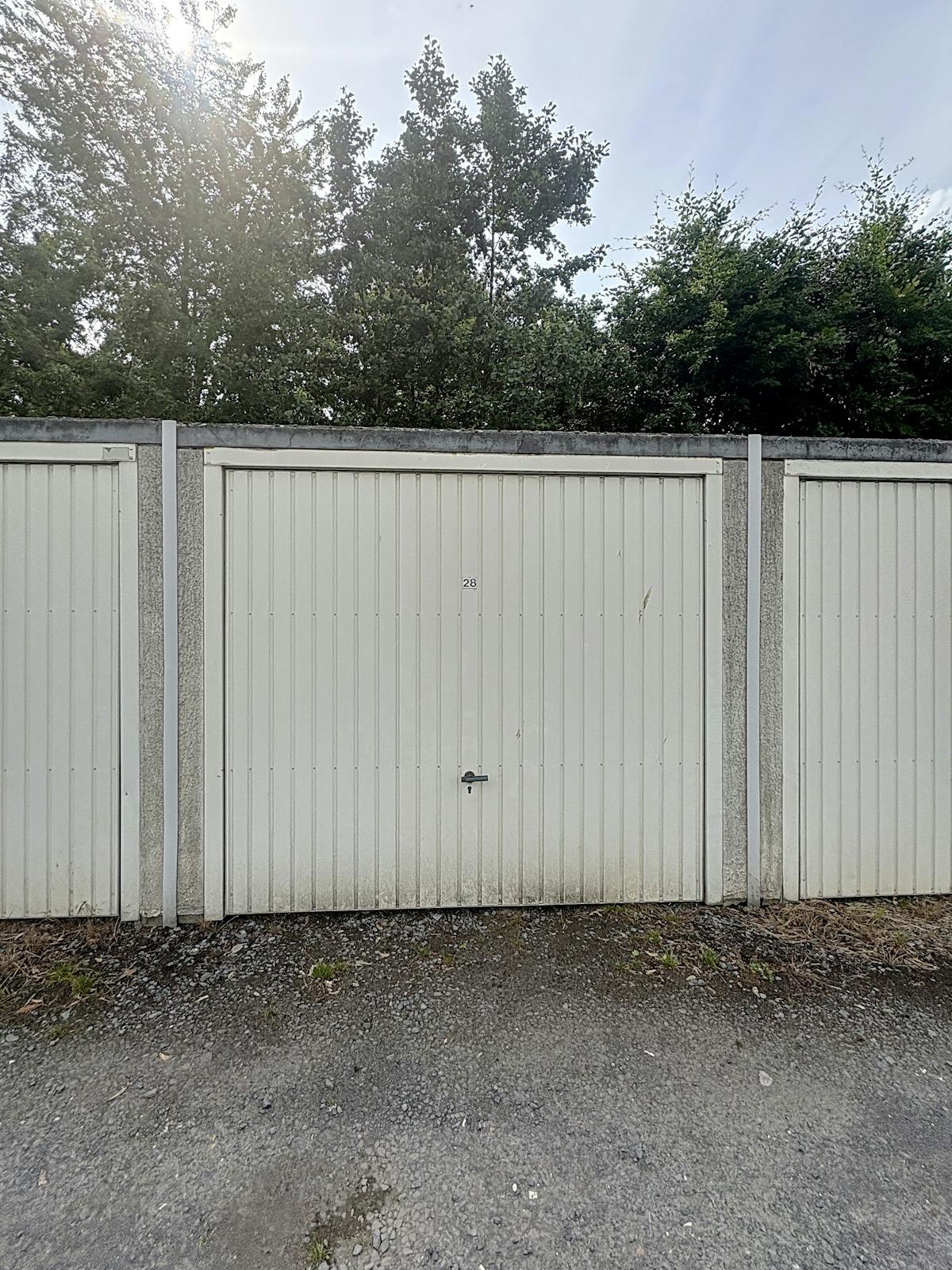Opbrengsteigendom: garageboxen te koop in Sint-Eloois-Vijve - foto 4