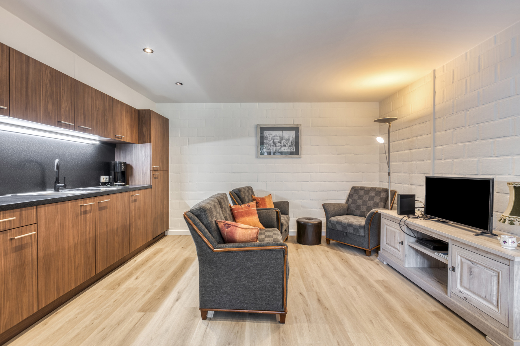 Volledig gerenoveerde vakantiewoning in Hengelhoef – Instap klaar en gemeubileerd! - foto 5