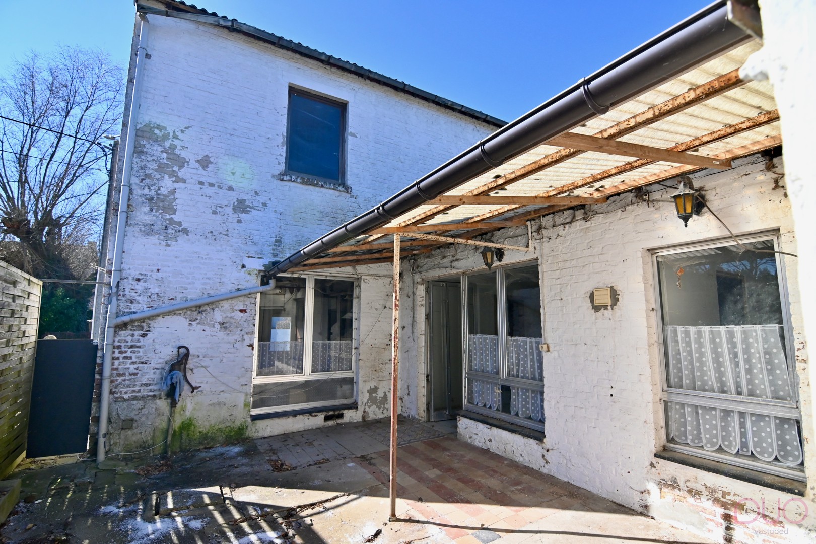 Ontdek deze landelijk gelegen woning met renovatiemogelijkheden in Waasmont - foto 2