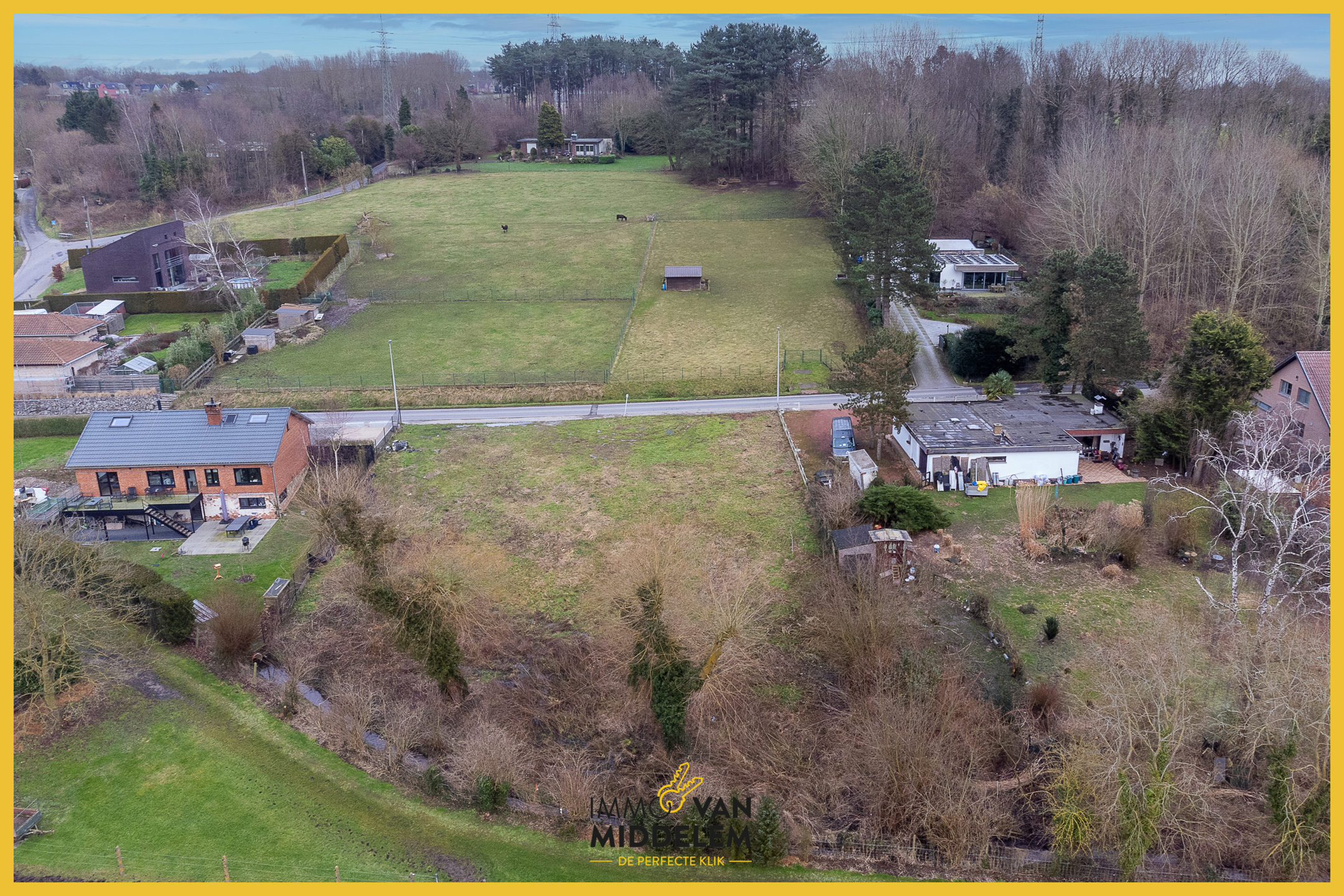 MOOIE, RUSTIG GELEGEN BOUWGROND VOOR VILLA MET OPEN ZICHT - foto 5