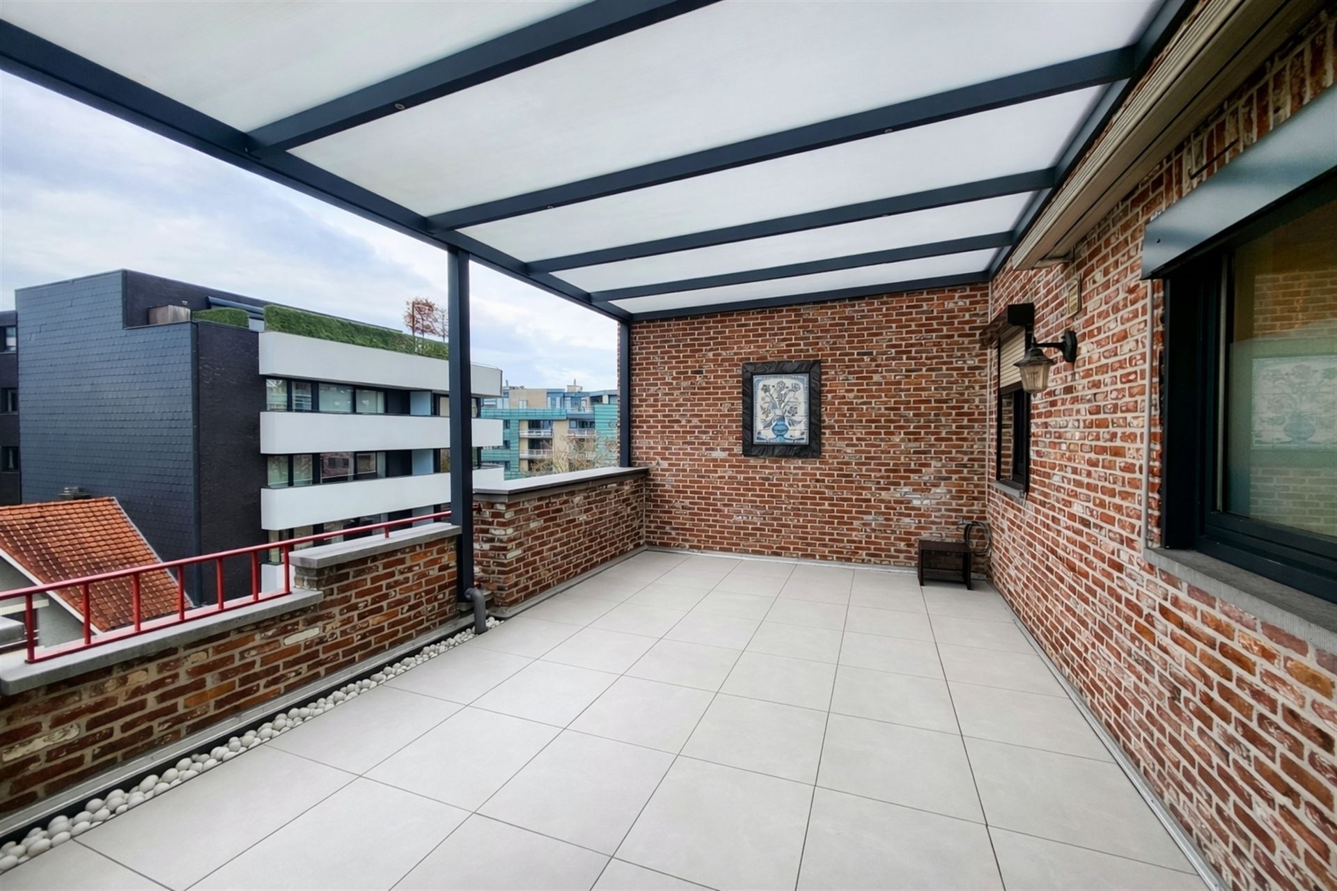 Appartement à vendre à Genk avec 4 chambres - photo 2