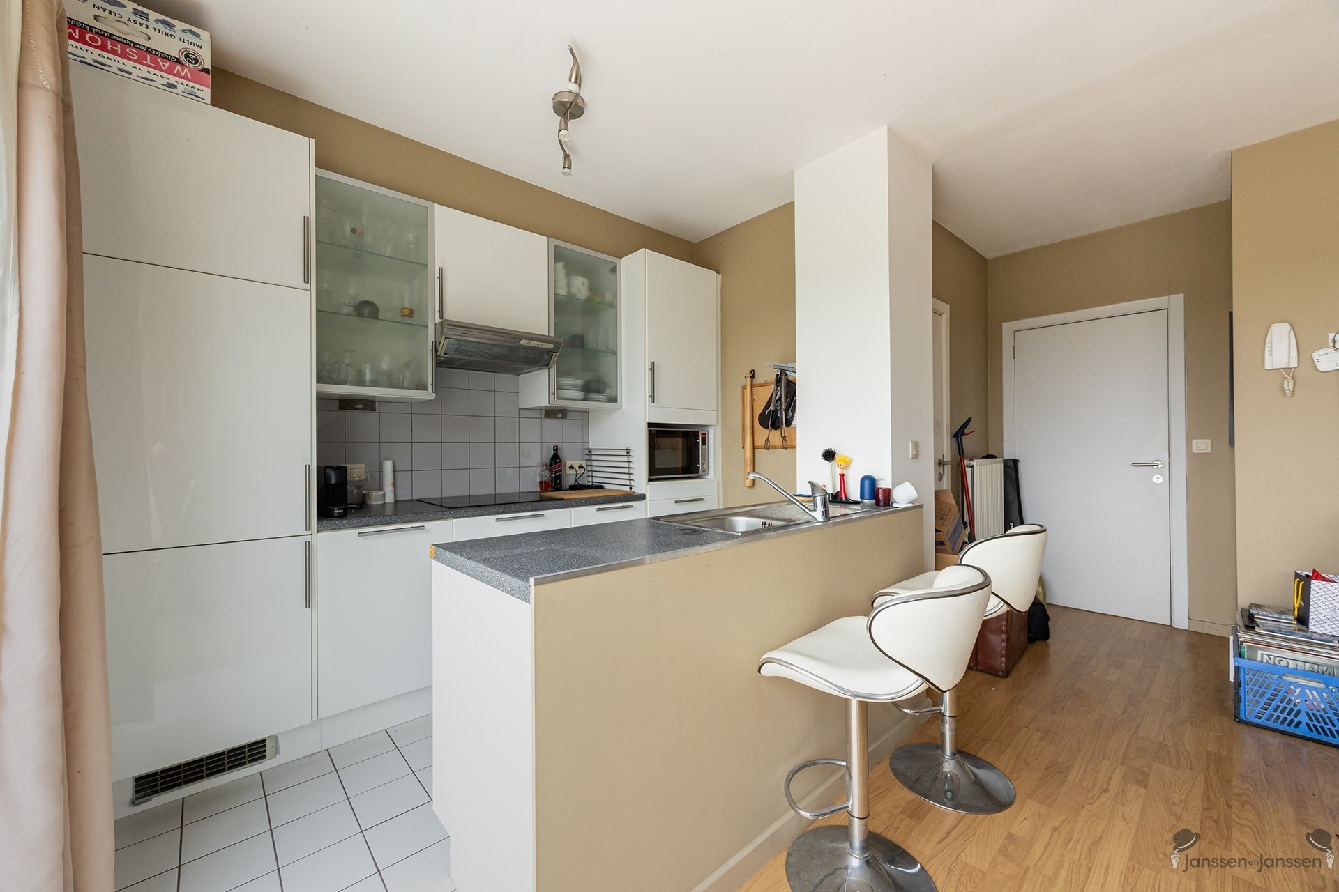 Appartement met uitzonderlijk ruim terras (36 m²) en garagebox te Hoevenen - foto 5