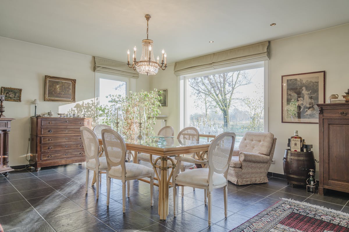 Villa met stallingen te koop op een ruim perceel van 10.026m² - foto 5