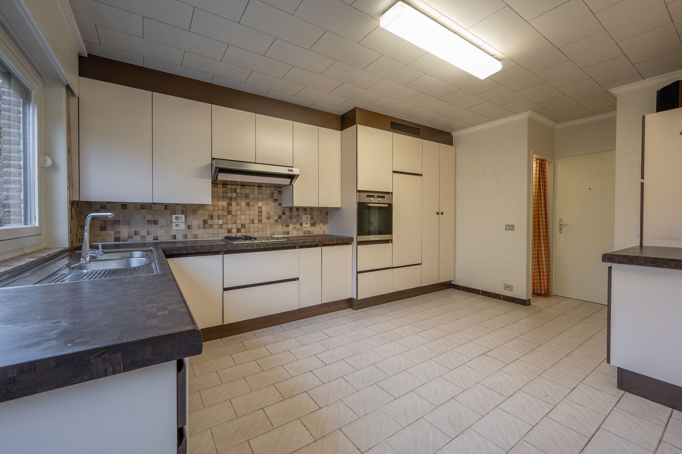 Ruime woning in residentiële wijk te Assebroek - photo 3