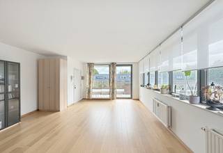 Dit appartement met twee slaapkamers van ±86 m² is ideaal gelegen in het hart van Waterloo, in een levendige wijk op een steenworp afstand...