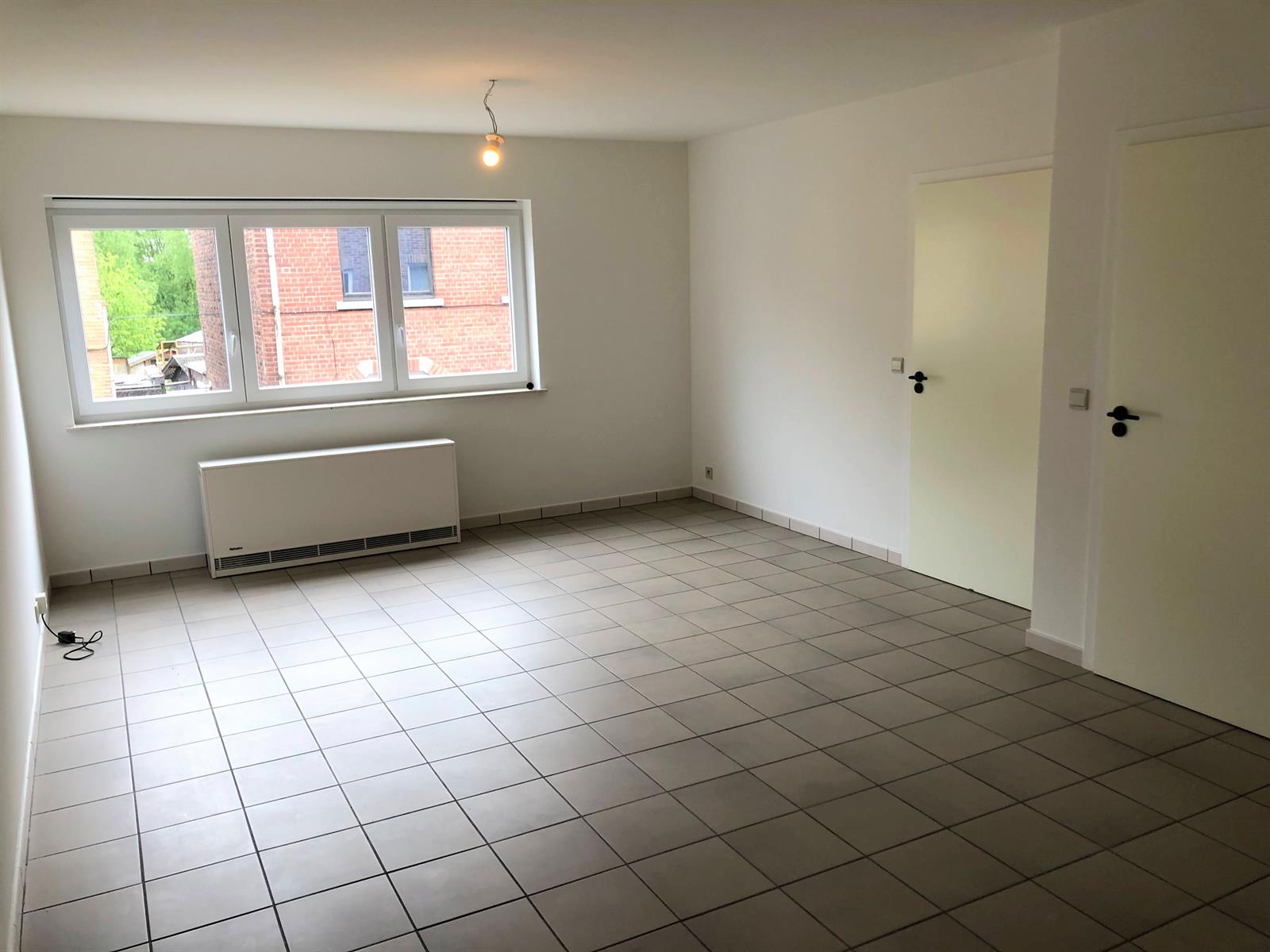 Apartment for rent in Denderleeuw with 2 bedrooms - photo 2