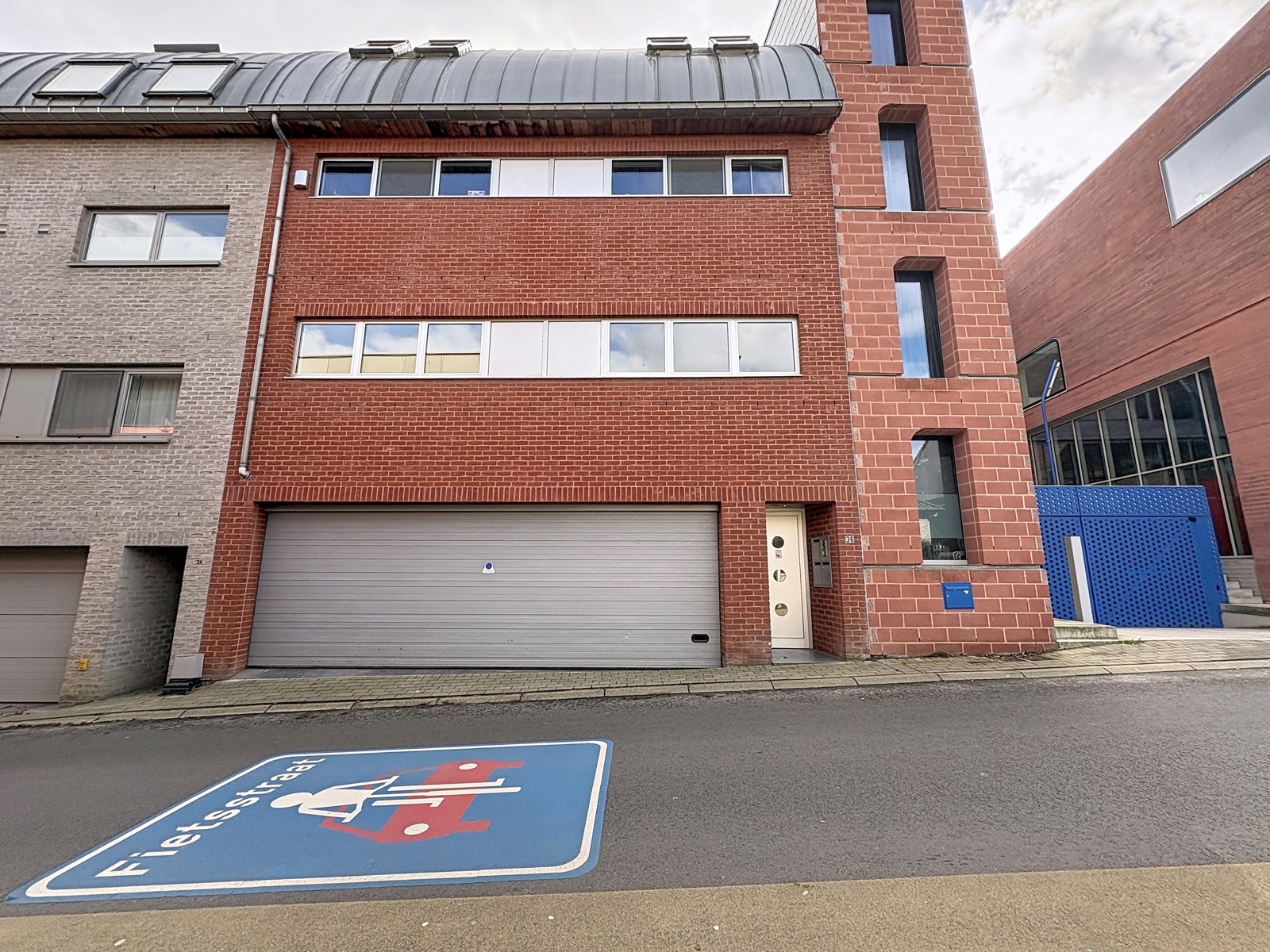 Appartement met 2 slaapkamers en tuin op 1e verdieping - foto 1