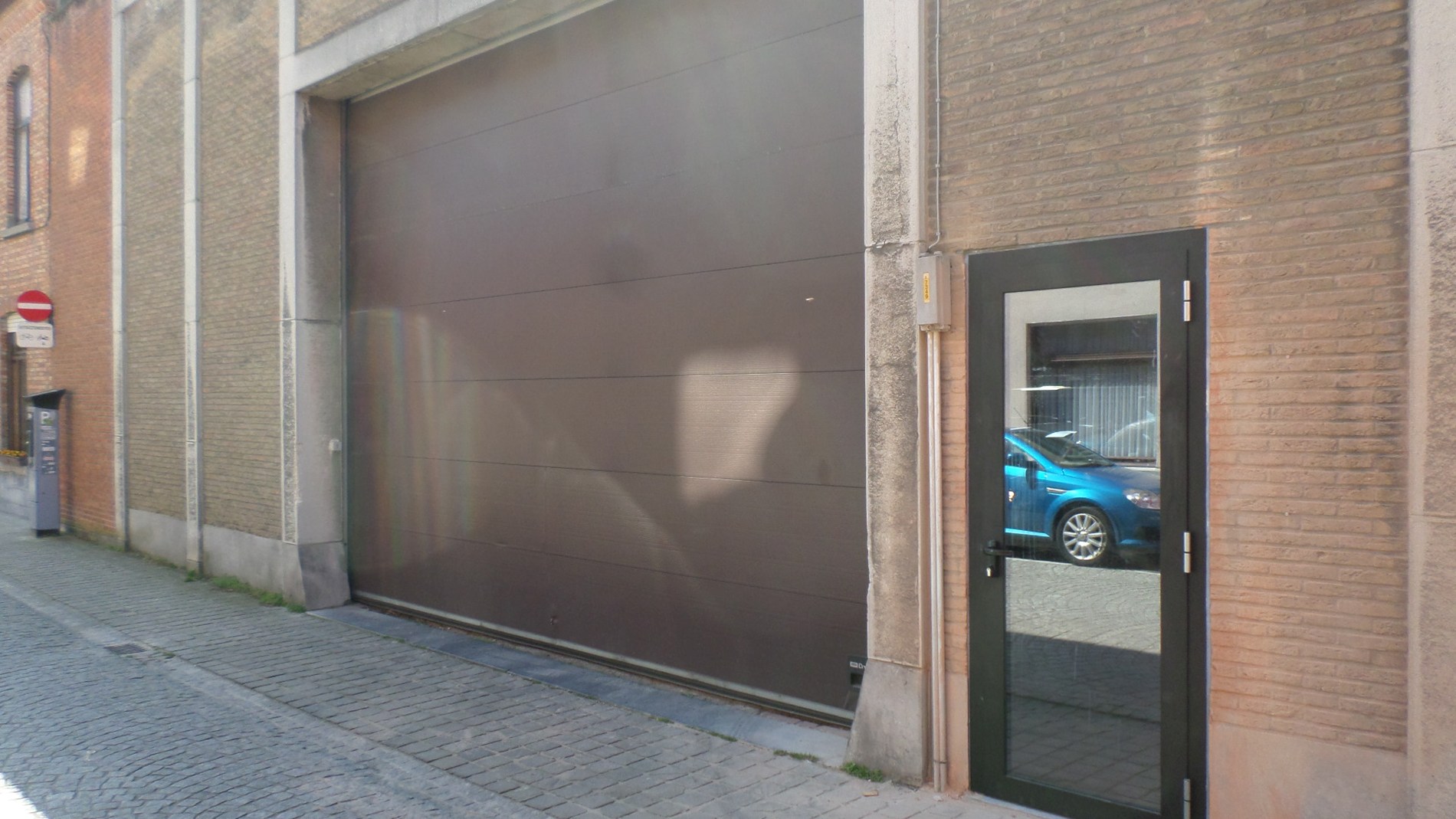 Garage for rent in Bruges - photo 2