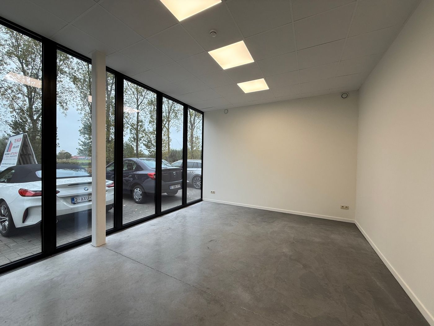 Bedrijfsruimte met magazijn, kantoor en appartement te Zelzate - foto 5