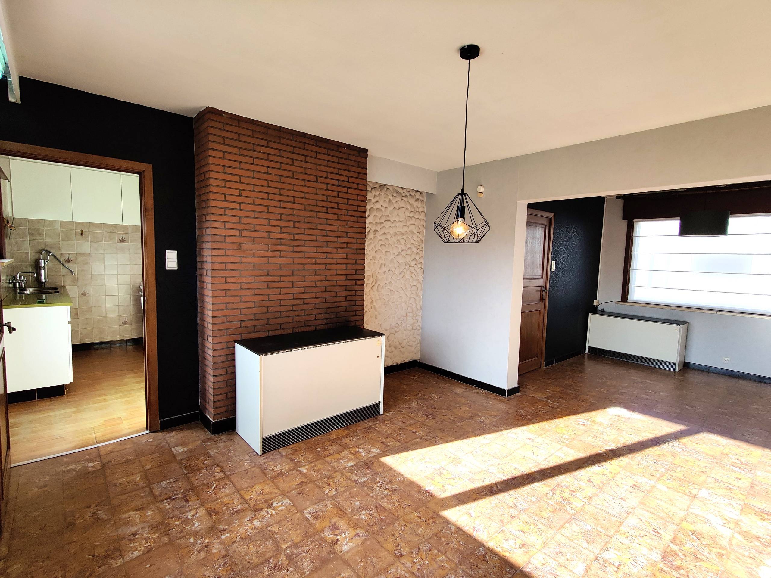 Gezellige woning met 3 slaapkamers in rustige woonwijk - foto 2