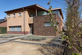 Exclusieve en verrassend ruime villa (580m²) op een prachtig perceel van 41a 19ca met tal van mogelijkheden Omgeving:+ Landelijk en rustig gelegen in...