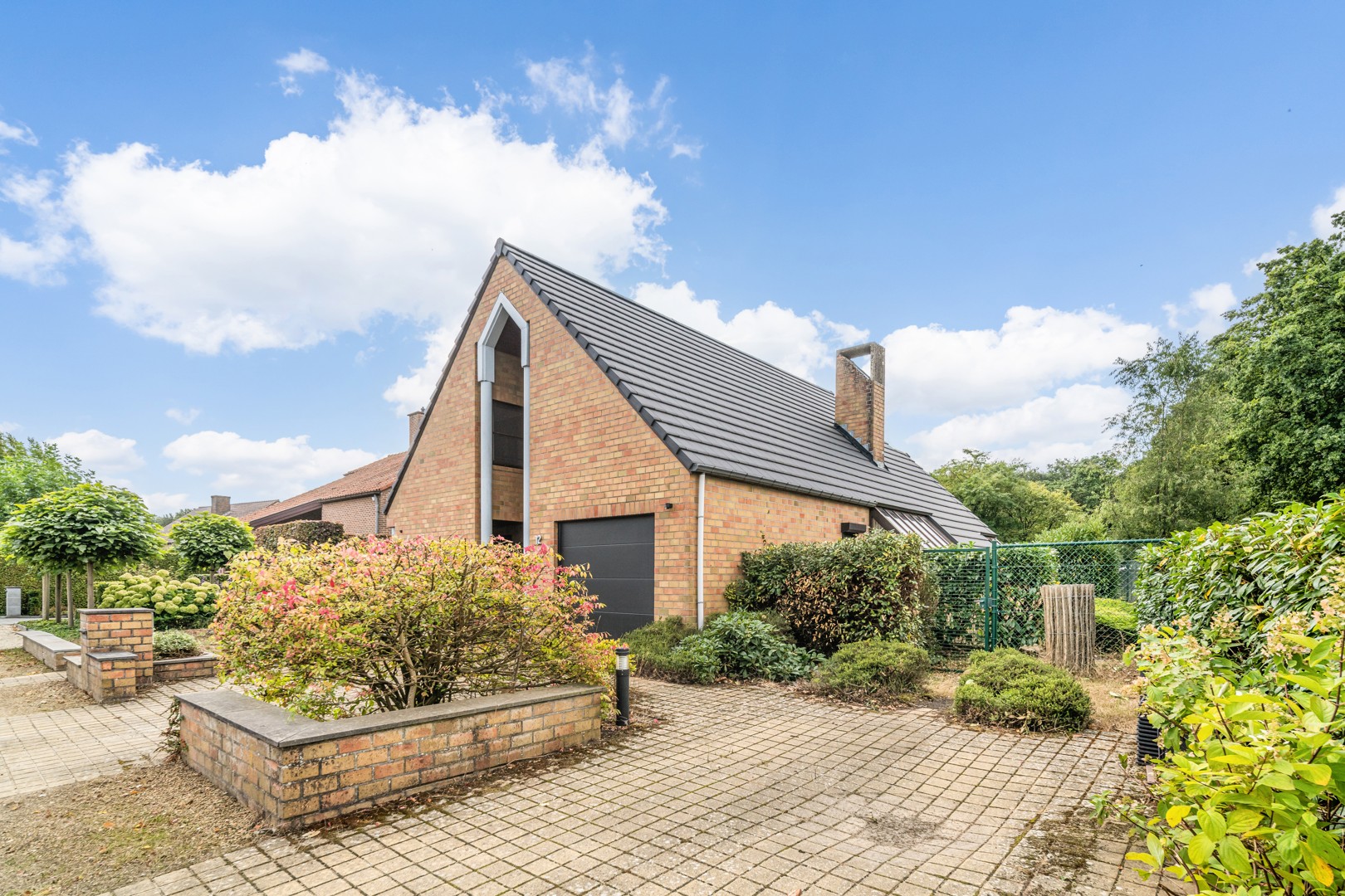 🏡 Ruime gezinswoning op toplocatie in het centrum van Helchteren - foto 1