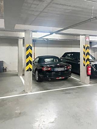 Lieu :Willy Vandersteenplein à Kalmthout-Heide, un excellent emplacement, à proximité des commerces, des transports en commun et...