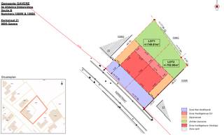 Unieke kans voor investeerders of projectontwikkelaars.Perceel van ca. 1.450 m² met bestaande (te slopen) woning en bijgebouw.Straatbreedte ca. 35...