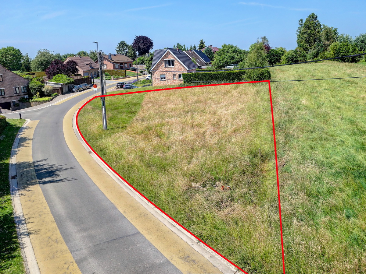 Leuke bouwgrond op 10a32ca - foto 1
