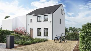 In Mopertingen stellen wij een woning voor op een prachtige bouwgrond van 17a34ca. Achterliggend volledig in het groen.Tegen de mooie woning op nr...