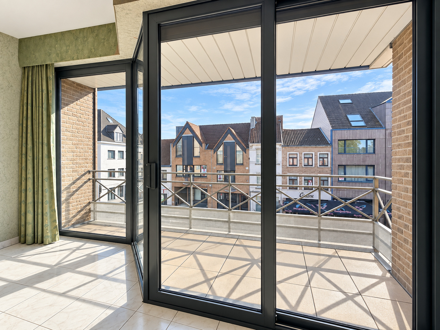 Appartement met 2 terrassen, 2 slpk, fietsenberging en garage* - 219000 EUR  - foto 4